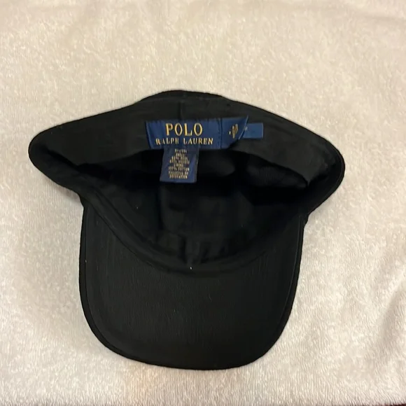 New wool fitted hat never worn. - Picture 3 of 3